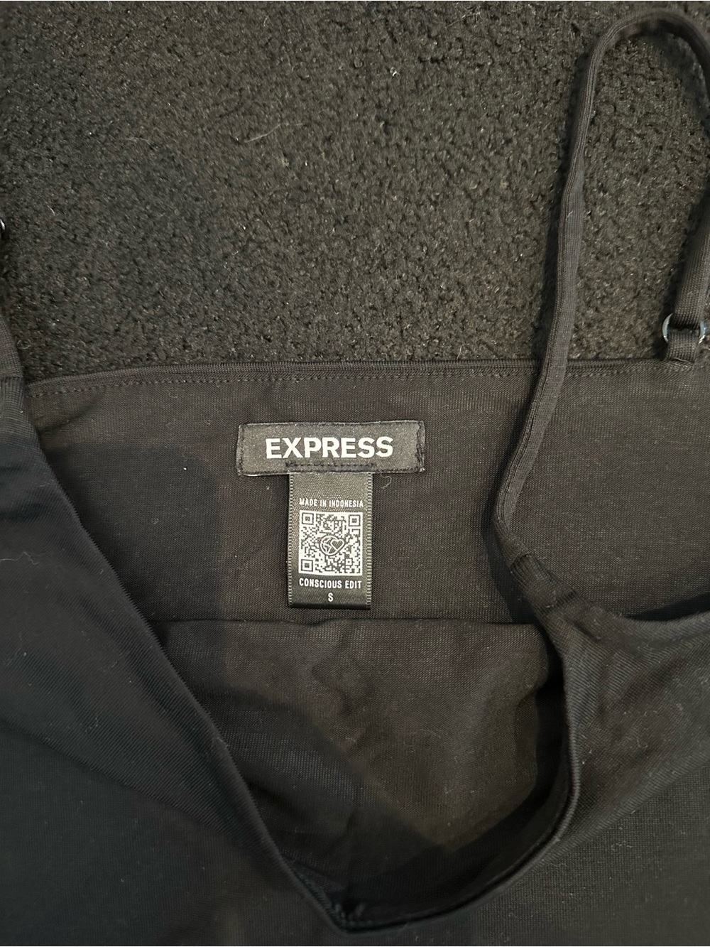 Express Cami Tank Top - Picture 3 of 4